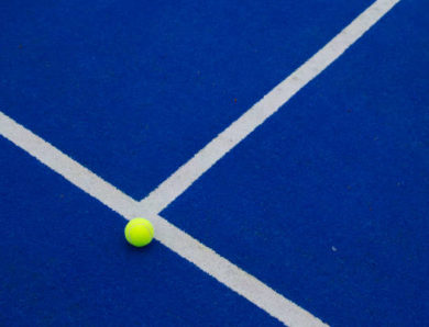 Faut-il un permis de construire pour une construction court de tennis à Angers en extérieur ?