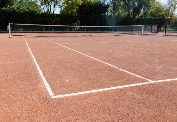 Quels choix techniques peuvent nuire à une construction court de tennis à Saint-Rémy-de-Provence ?