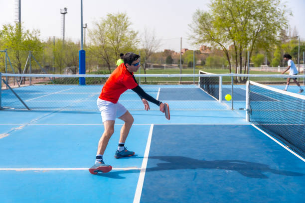 Quelles autorisations sont nécessaires pour une construction terrain de pickleball à Chartres dans un établissement scolaire ?